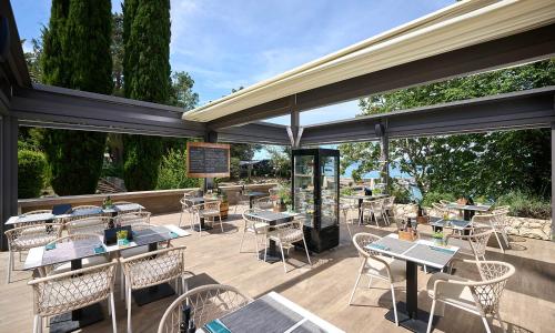 Aminess Atea Camping Resort Mobile Homes (ex Camping Njivice) - image 6