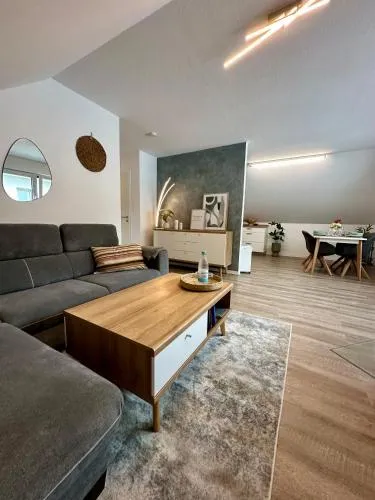 Familie oder beruflich - 2 Schlafzimmer - 3 Betten - Geräumig - Küche - Gemütlich in Bad Lippspringe, Deutschland