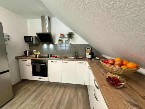 Cocina, Familie oder beruflich - 2 Schlafzimmer - 3 Betten - Geräumig - Küche - Gemütlich (Familie oder beruflich - 2 Schlafzimmer - 3 Betten - Geraumig - Kuche - Gemutlich) in Bad Lippspringe