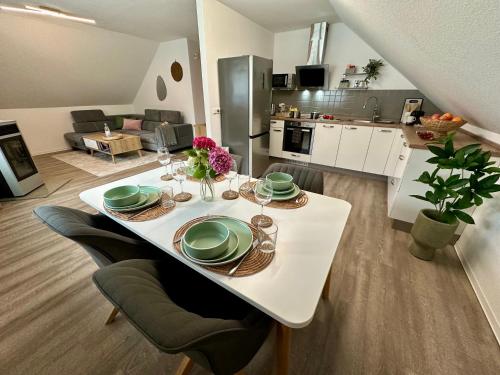 Instalaciones, Familie oder beruflich - 2 Schlafzimmer - 3 Betten - Geräumig - Küche - Gemütlich (Familie oder beruflich - 2 Schlafzimmer - 3 Betten - Geraumig - Kuche - Gemutlich) in Bad Lippspringe