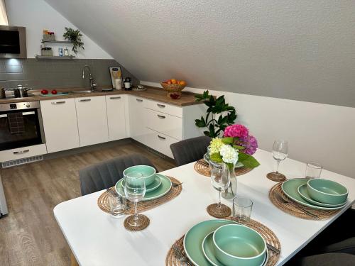 Cocina, Familie oder beruflich - 2 Schlafzimmer - 3 Betten - Geräumig - Küche - Gemütlich (Familie oder beruflich - 2 Schlafzimmer - 3 Betten - Geraumig - Kuche - Gemutlich) in Bad Lippspringe