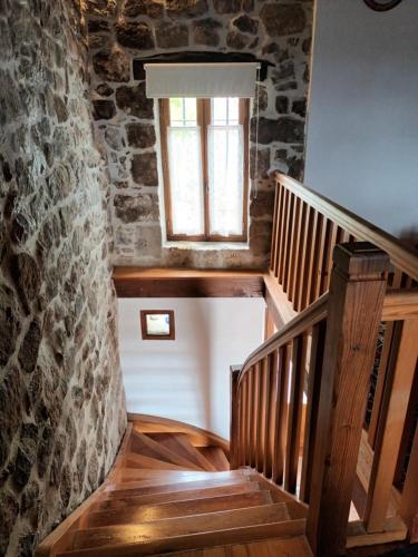 Maison typique Ardechoise in Mercuer
