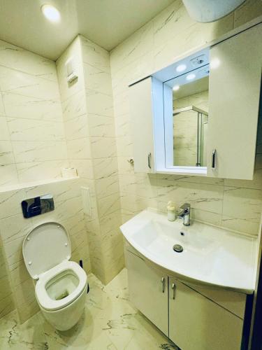 Cherry Apartment with 2 bedrooms, Sofia (Foto 10)