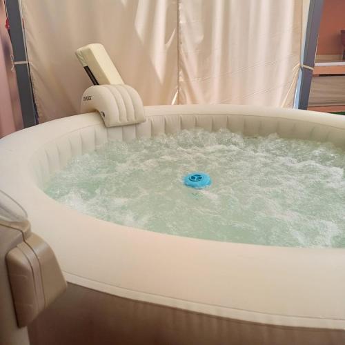 Hot tub, Coin du Ciel- Jacuzzi et Culture in El Khyam 2
