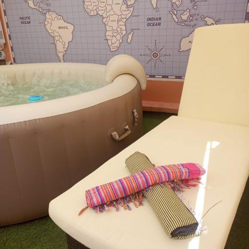 Hot tub, Coin du Ciel- Jacuzzi et Culture in El Khyam 2