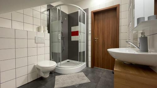 Turistická chata Libínské Sedlo (Turisticka chata Libinske Sedlo) in Prachatice