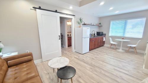 Paradise Park Newly built studio with king bed Paradise Park Newly built studio with king bed