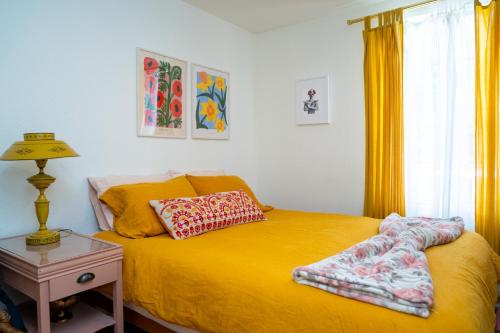 Stylish, Artsy Bungalow Central Eastside in Austin, USA