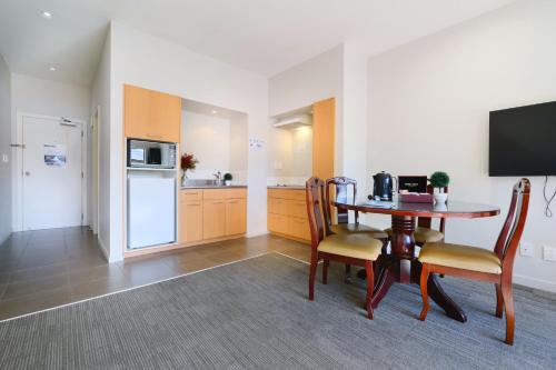 Facilities, The Garden Hotel in Shirley