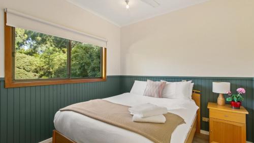 Treetop Retreat Cottage