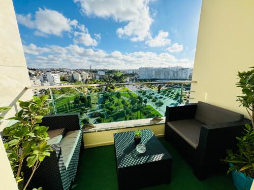 Modern 3 Bedroom Apartment in the Heart of Tangier 2