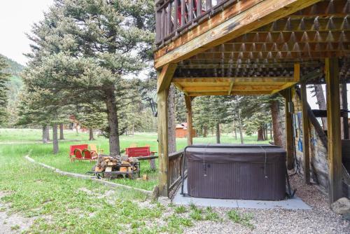 Standing Bear Lodge - image 13