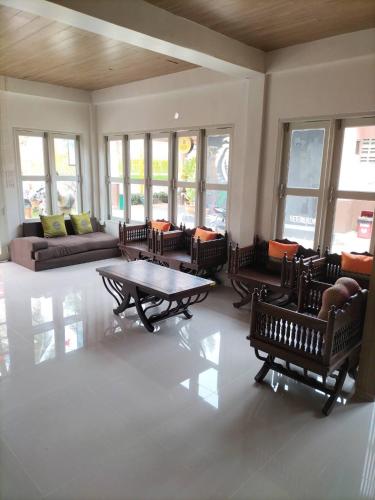 Lotus Hostel Beach Bar Koh Tao - 로비