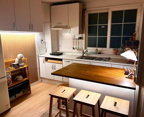 virtuve, Momo House2 in Gimhae