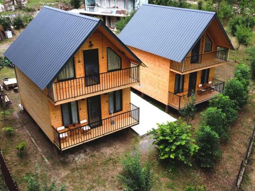 Vista exterior, Panorama Hillside Cottages in Lailashi