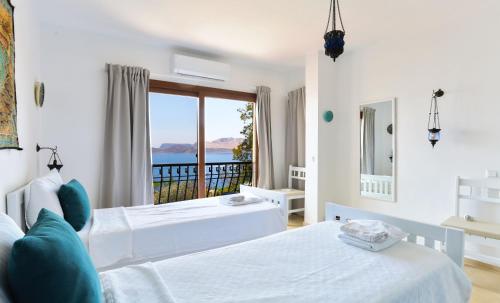 Villa Patara Amazing Sea view and Sea Platform - image 12