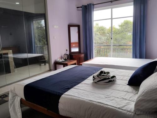 Esha Beach Resort Rooms