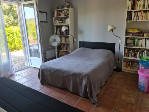 la galouciere in Saint-Just-et-Vacquieres