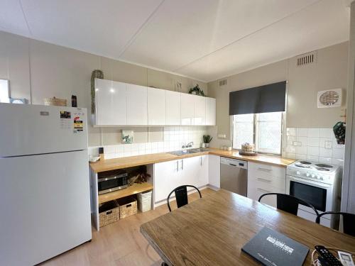 Exmouth Villas Unit 29
