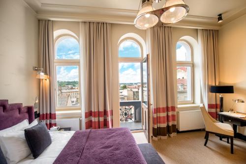 Deluxe Double Room with Balcony
