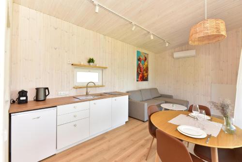 Pineplace trio BANGA in 因圖爾克