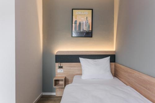 Single Room image 10