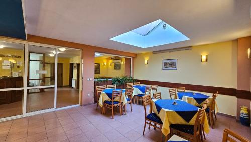 Caprice Family Hotel 2