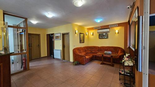 Caprice Family Hotel 3
