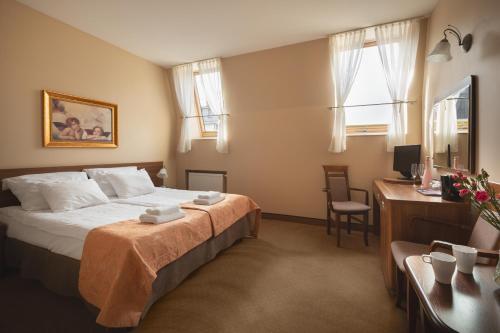 Paria Hotel – Kudowa-Zdrój, AL
