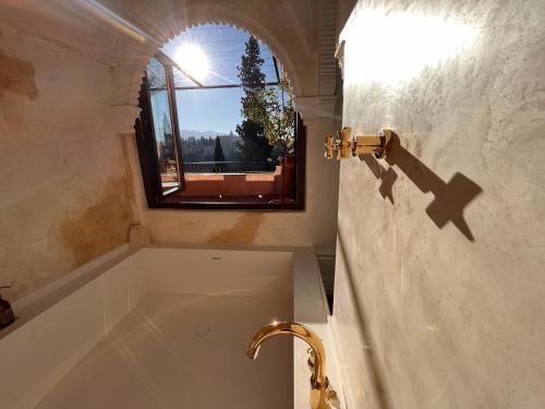 Létesítmények, La Casa Juan Ranas near Alcazaba