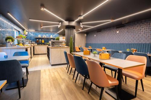 อาหารและเครื่องดื่ม, Holiday Inn - The Niu Stream Monchengladbach By IHG in มึนเชนกลัดบัค