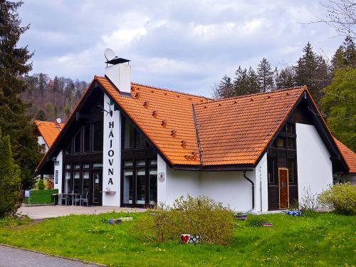 Three-Bedroom Villa image 1