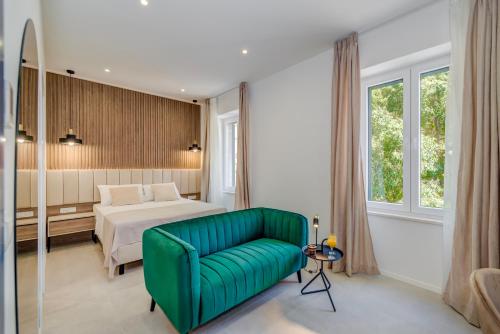 48 Rooms Split, Split