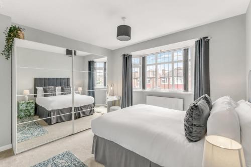 Wollaton House in Wollaton