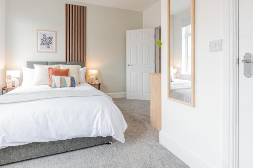 Modern Salford 3 Bedroom House, 3 Bathroom, Easy Manchester Access, Ideal for Contractors & Long Stays - NordStay, Manchester (photo 8)