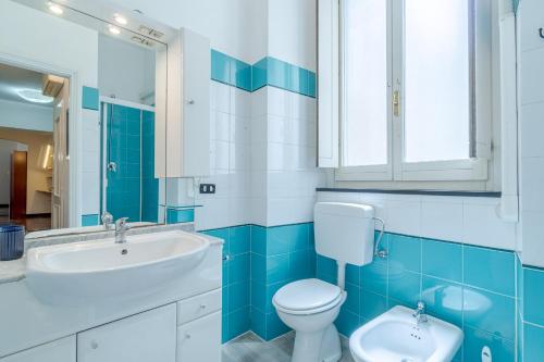 Genova Porto Antico Central Apartment x6, Генуя (фото 6)