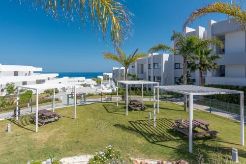Apartment with Sea View image 2