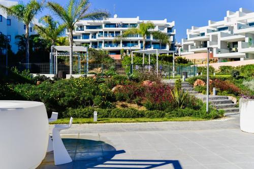 Apartment with Sea View image 1