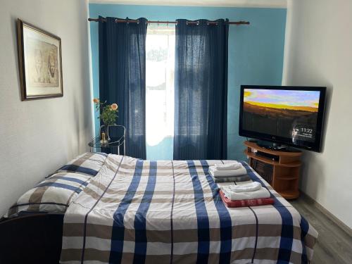 1 double bed, 1 sofa bed