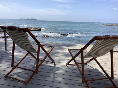 Strand, Heaven at Denhams in Sunshine Bay