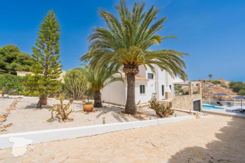 Villa with Private Pool image 5