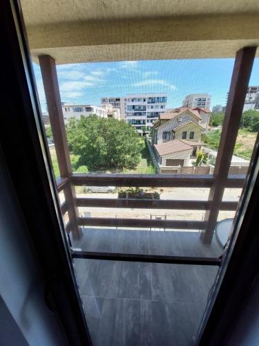 Double Room with Balcony image 4