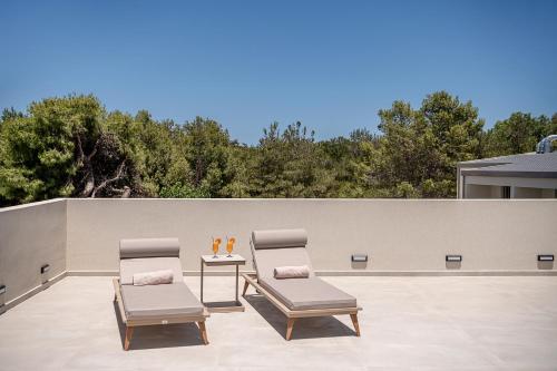 Inea Sole Boutique Hotel Room Type - Premium Suite with outdoor plunge pool