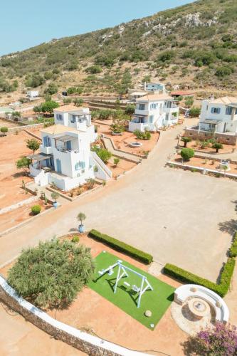 Santa Maria Village 1
