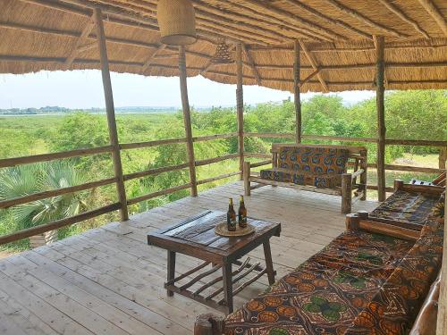 Hornbill Bush Lodge
