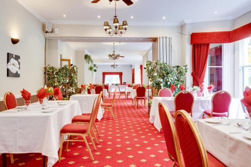 Old Rose and Crown Hotel Birmingham - image 7