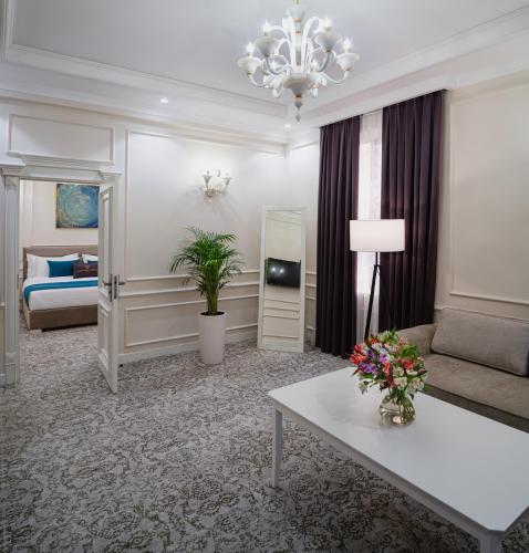 Suite, superior