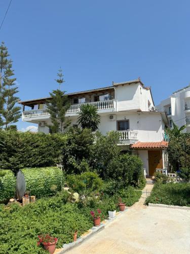 Garden Villa Veli - image 5