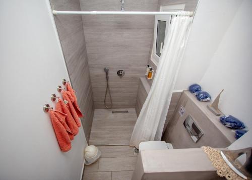 T H E BERLIN Studios and Suites