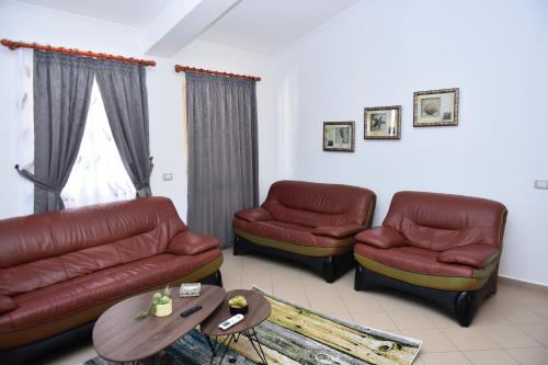 Two-Bedroom Apartment image 3